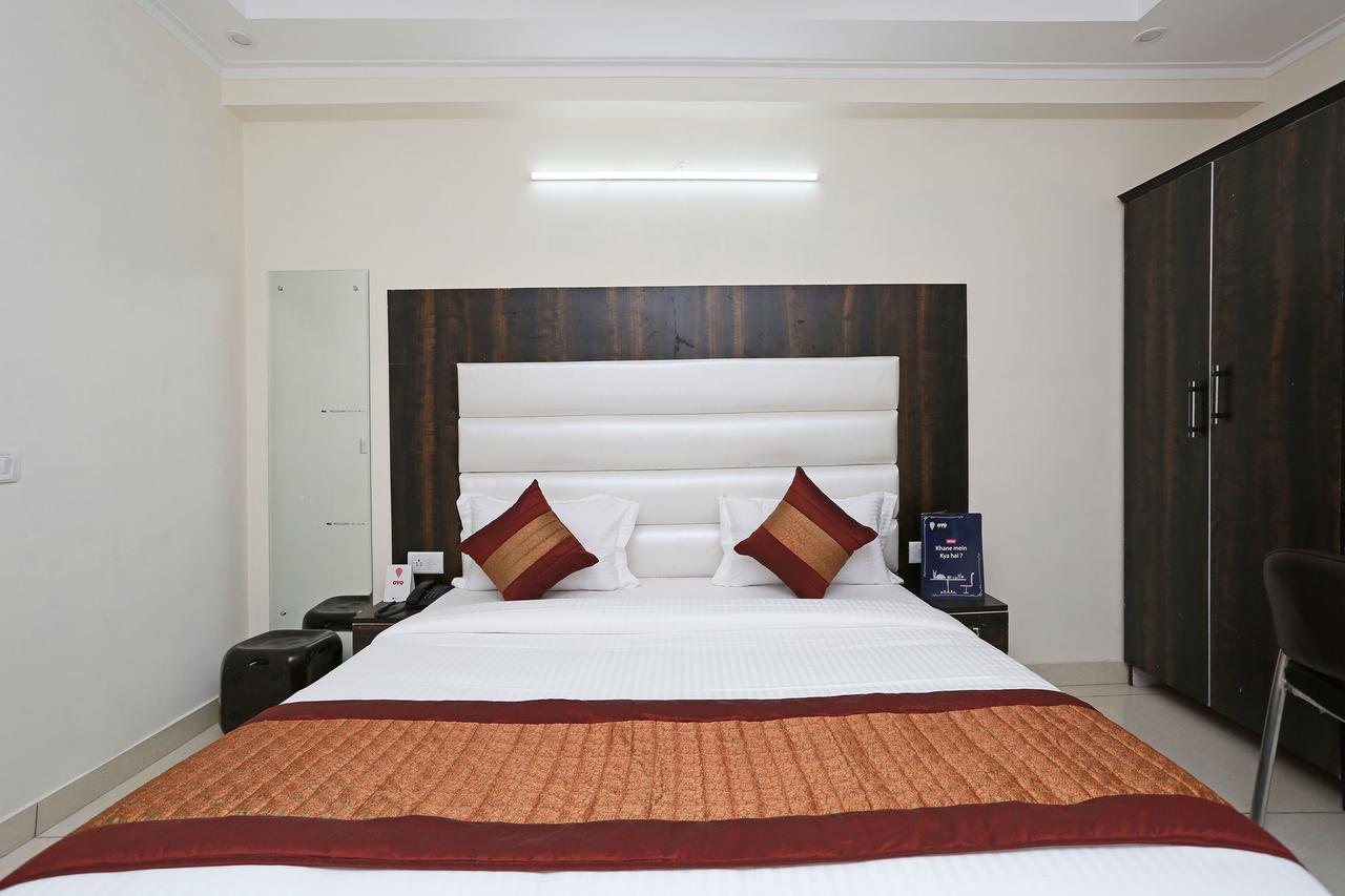 Oyo 9147 Hotel Aerostay New Delhi Exterior foto